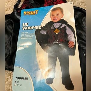 2T VAMPIRE HALLOWEEN COSTUME